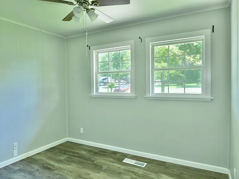 2344 Clearview Dr — Photo 21