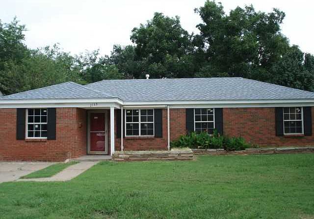 1st image of 2133 Westchester Dr