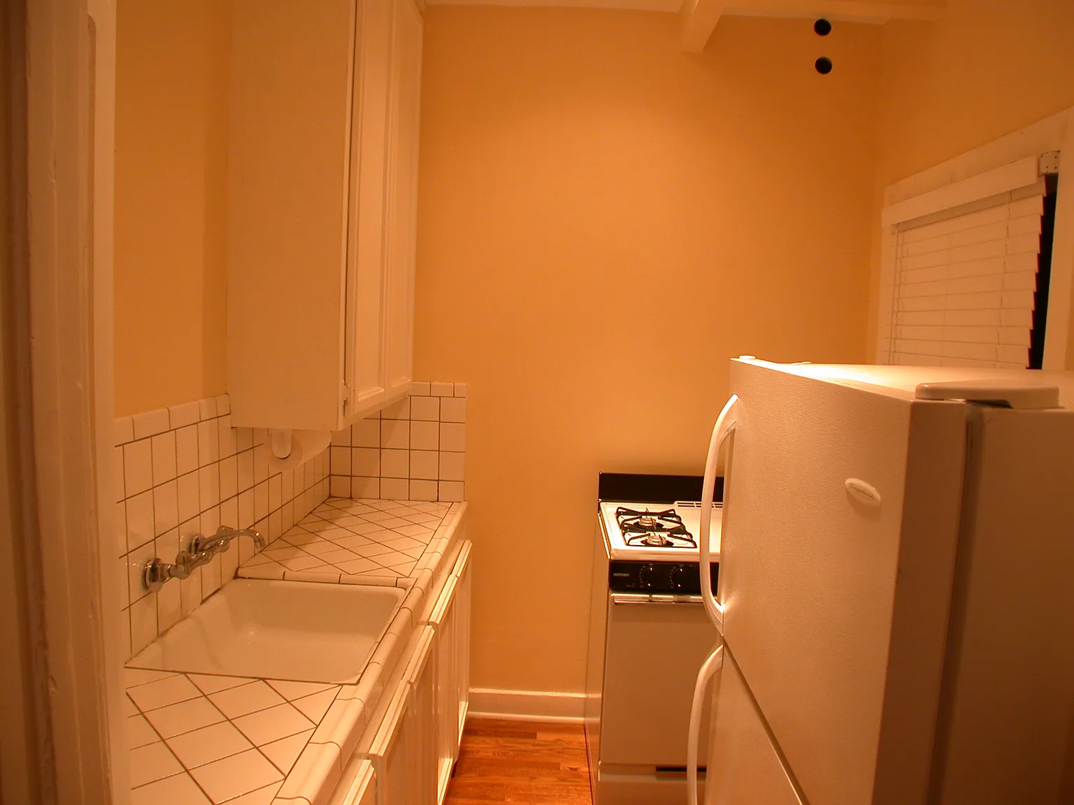 Studio, 400 sqft, $1,395 — Photo 2