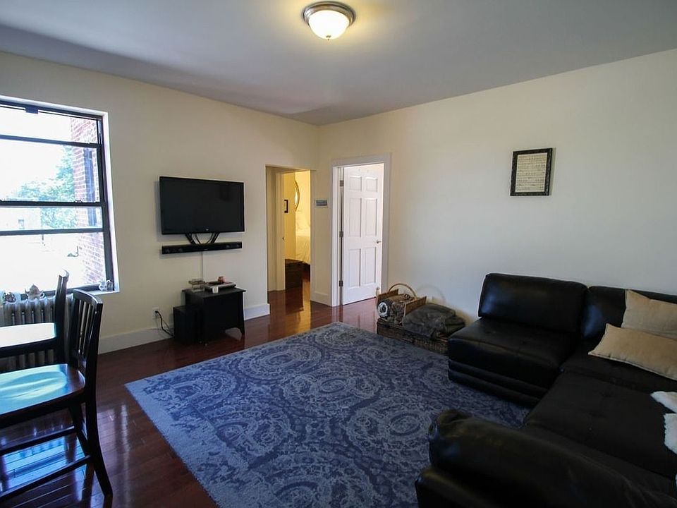 1st image of 216 Macon St APT 16