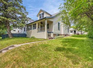 2859 W 6th St, Duluth, MN 55806