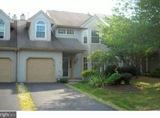 4 Spruce Ct, Newtown, PA 18940