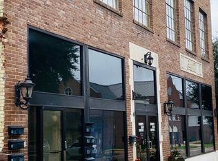515 College St SUITE B, Columbus, MS 39701