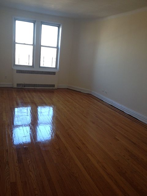 1st image of 14241 41st Ave #512