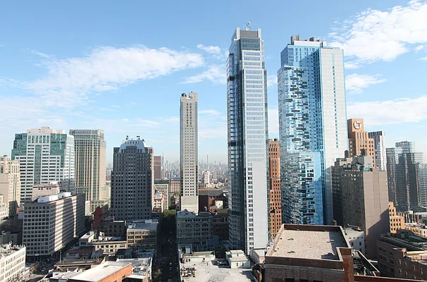 Rented by Compass | media 12