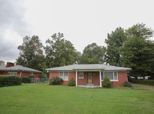 6504 Upper Hunters Trce, Louisville, KY 40216