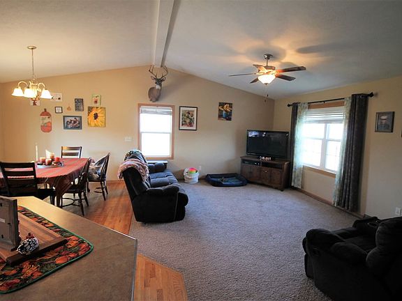 5th image of 614 S Grant Ave