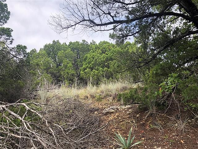 1st image of 3016 De Leon Dr