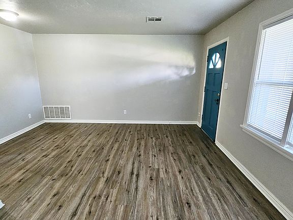 5th image of 2132 Churchill Pl