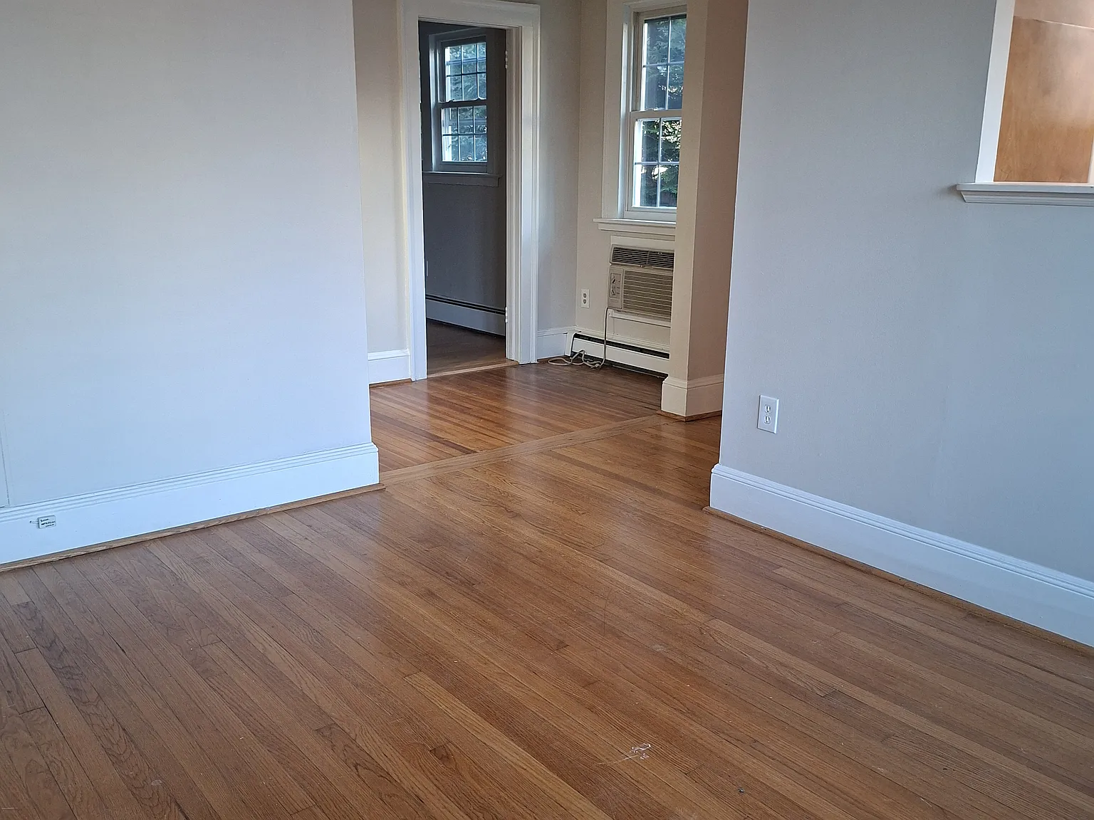 1 bed, 750 sqft, $1,550 — Photo 2