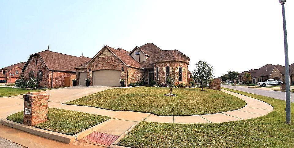 1st image of 9316 NW 133rd Ct