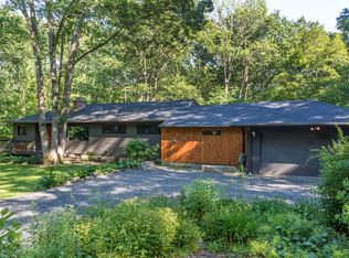 63 Mine Hill Rd, Roxbury, CT 06783