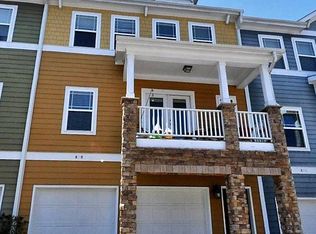 878 Queen City Cres, Apex, NC 27523