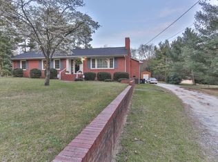 700 Hillcrest Dr, Rockingham, NC 28379