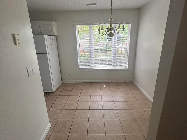2411 Vancastle Way #103 — Photo 4