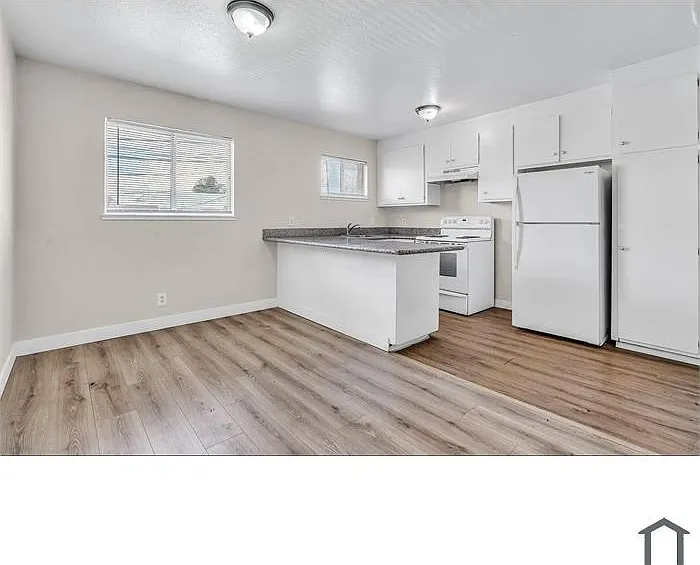 128 Catron Dr #D — Photo 11