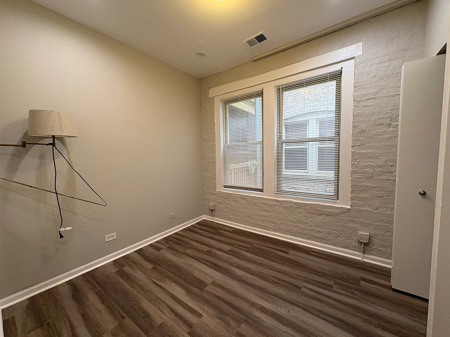 2 bed, 750 sqft, $2,000 — Photo 4