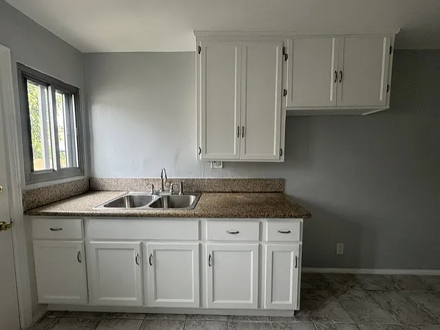 9018 Ramsgate Ave #9018 — Photo 5