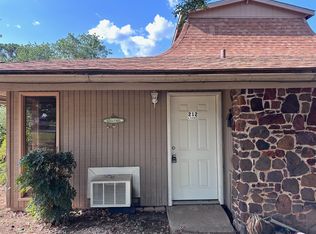 126 Conference Dr APT 212, Bastrop, TX 78602