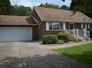 707 Wesleyan Ave, Barberton, OH 44203