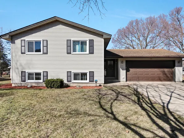 834 Merrill St SW, Hutchinson, MN 55350