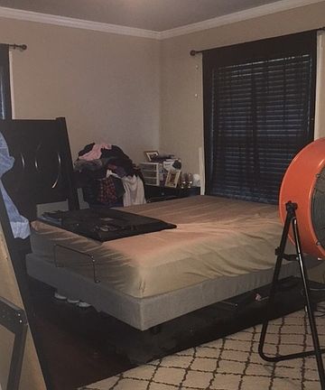 3rd image of 123 Wallace St