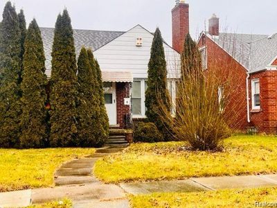 15162 Sprenger Ave, Eastpointe, MI, 48021