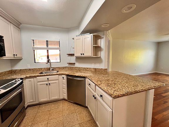4th image of 5751 N Kolb Rd Unit 4204