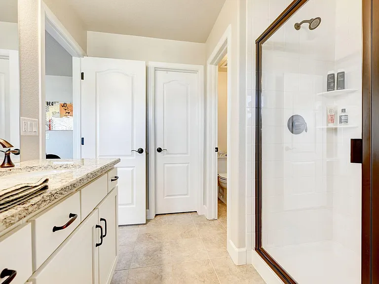 15515 W Washburn Ave — Photo 24