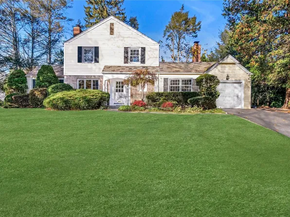 715 Park Avenue, Manhasset, NY 11030
