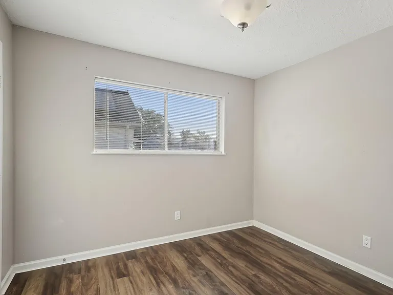3212 Wavecrest St — Photo 23