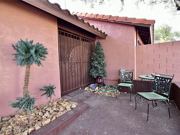 5th image of 1068 Neil Armstrong Cir