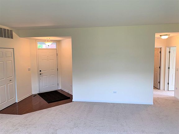 3rd image of 21506 Lake Street Clair Dr
