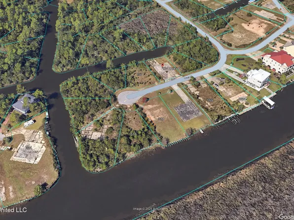 134 Poki Pl #27, Diamondhead, MS 39525