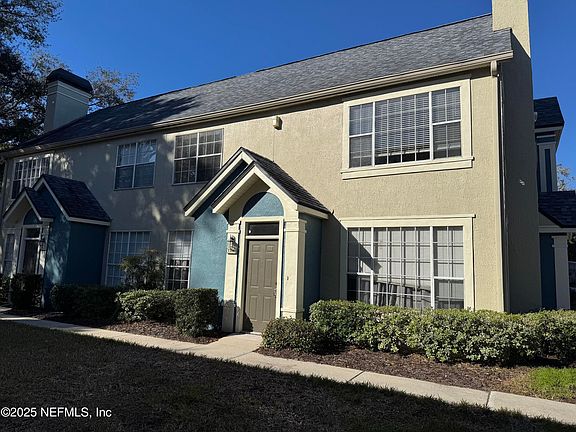 2nd image of 13703 Richmond Park Dr N APT 3306
