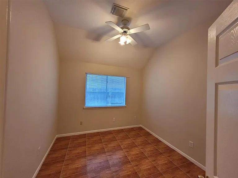 15427 Truslow Point Ln — Photo 21
