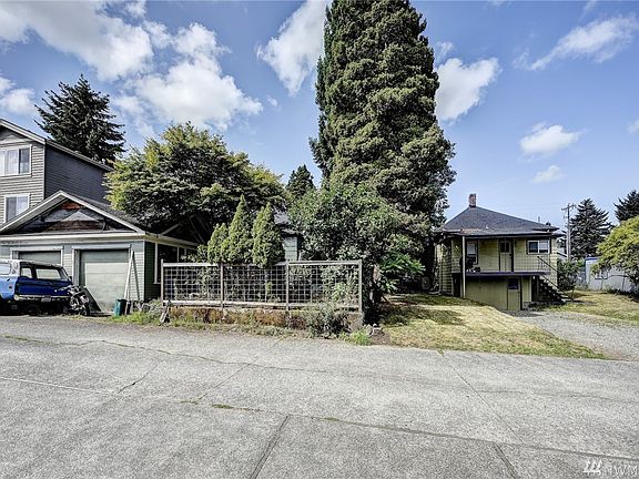 4th image of 6544B Latona Ave NE