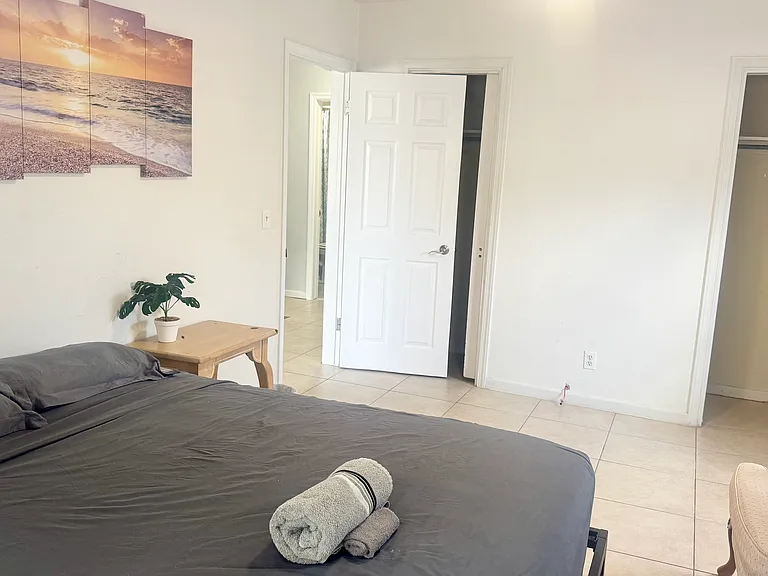 115 Sunrise Ave — Photo 9