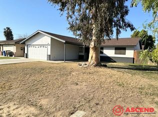 2008 Auberry Ave, Bakersfield, CA 93304