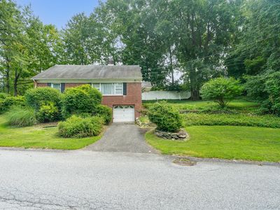 14 Schoolhouse Lane, Poughkeepsie, NY, 12603