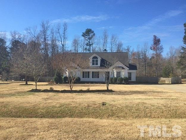 2nd image of 215 Cedar Creek Dr