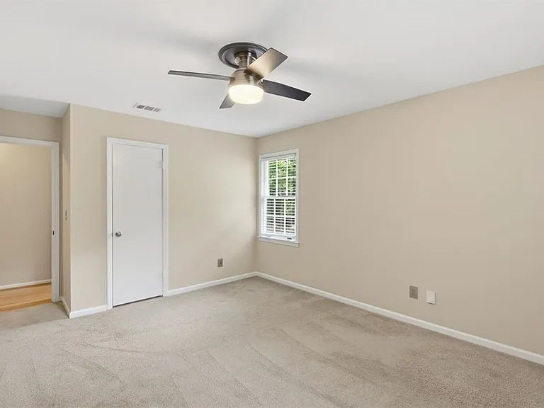 435 Stonebridge Dr — Photo 26