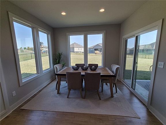 7th image of this home