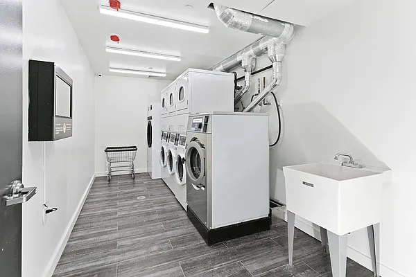 Rented by Compass | media 27