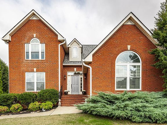 4th image of 317 Cherry Ln