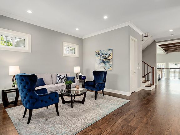 2nd image of 6619 N Onarga Ave