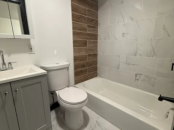 659 S 11th St #1 — photo 7 of 8