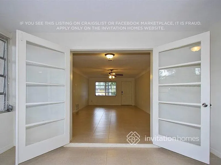 2449 Chandler Ave — Photo 6