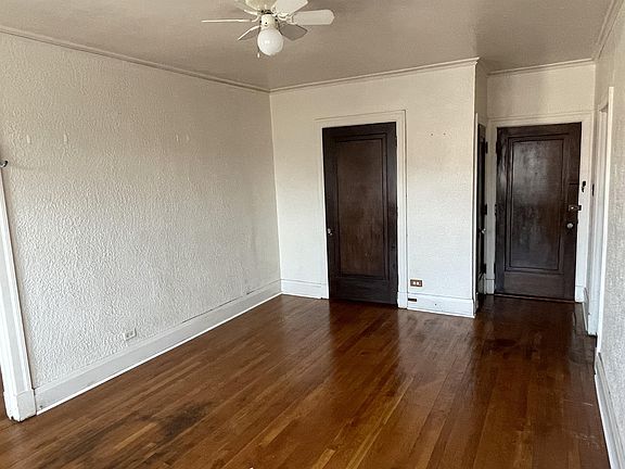 2nd image of 403 N 4th St #11073605