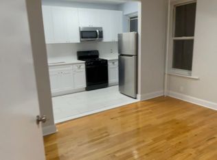 2512 27th St APT 1, Astoria, NY 11102